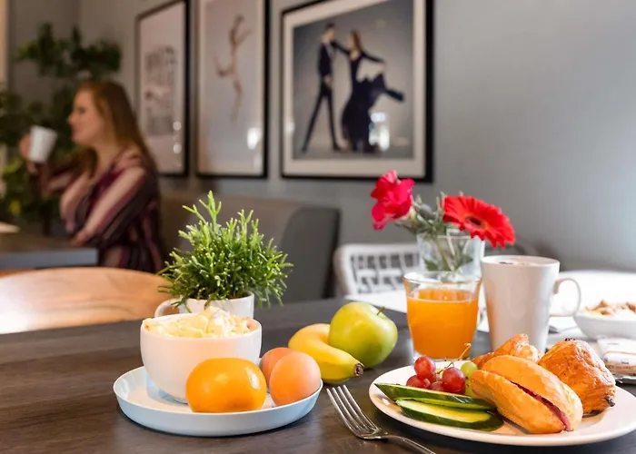 Hotel Ibis Styles Scheveningen 3*