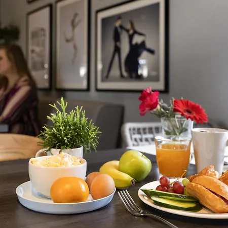 Ibis Styles Scheveningen מלון 3*