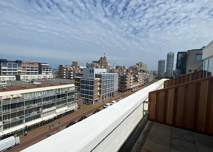 Hotel Ibis Styles Scheveningen 3*